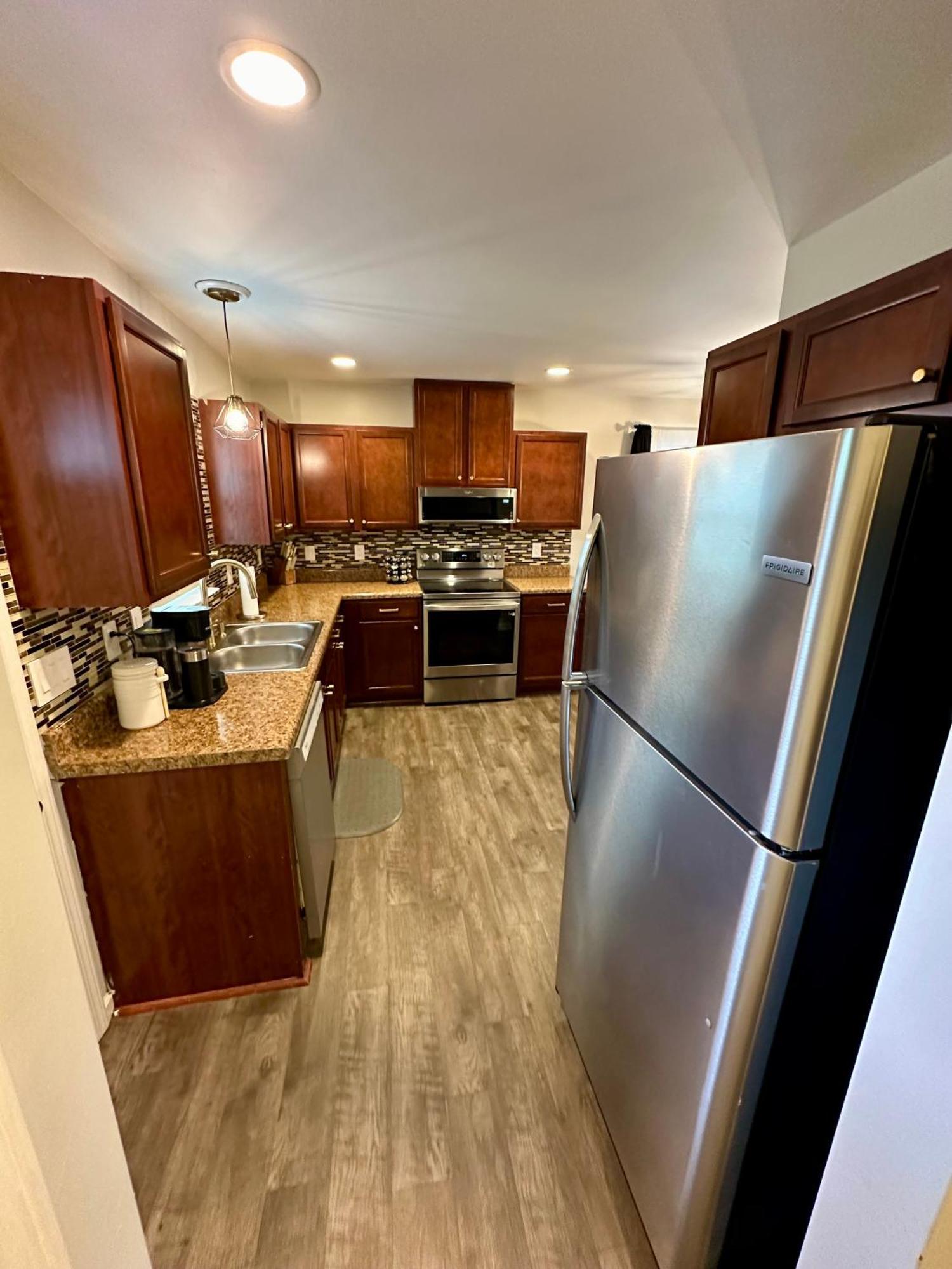 Cozy And Luxury Home Raleigh Ngoại thất bức ảnh