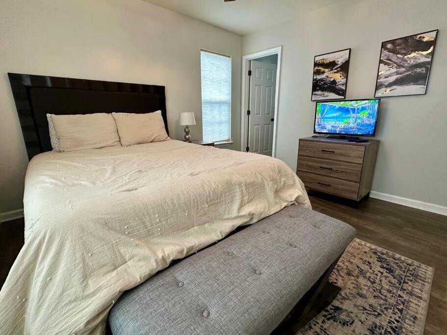 Cozy And Luxury Home Raleigh Ngoại thất bức ảnh
