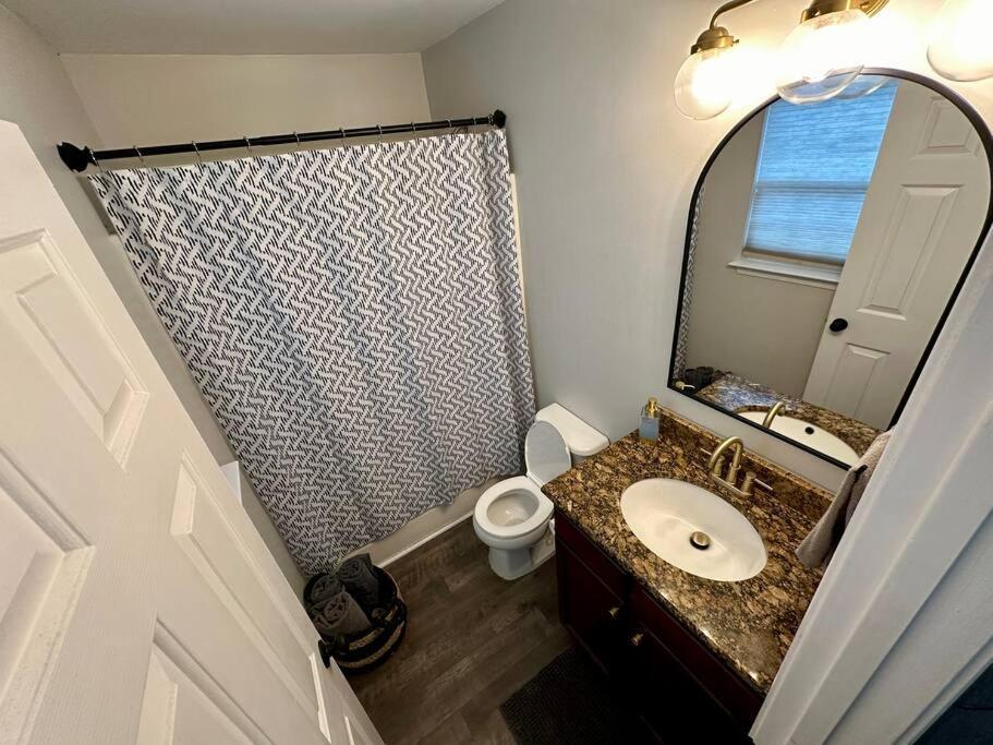 Cozy And Luxury Home Raleigh Ngoại thất bức ảnh