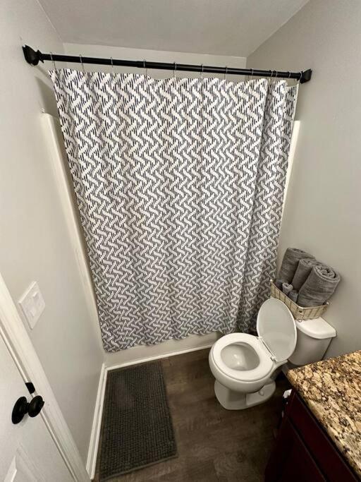 Cozy And Luxury Home Raleigh Ngoại thất bức ảnh