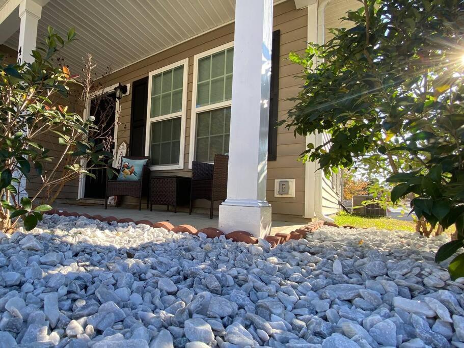 Cozy And Luxury Home Raleigh Ngoại thất bức ảnh